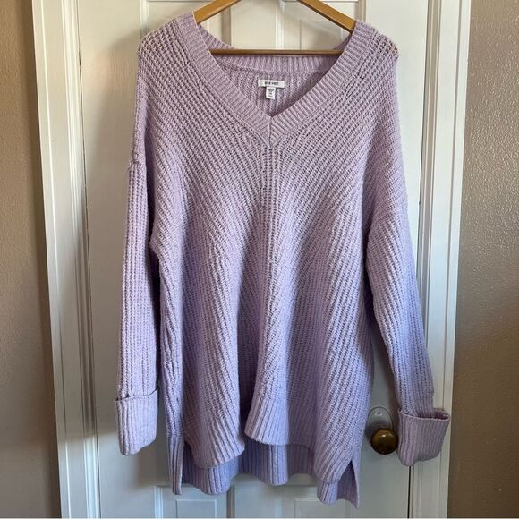 Nine West Purple V-Neck Sweater with Ribbed Knit - Picture 1 of 8